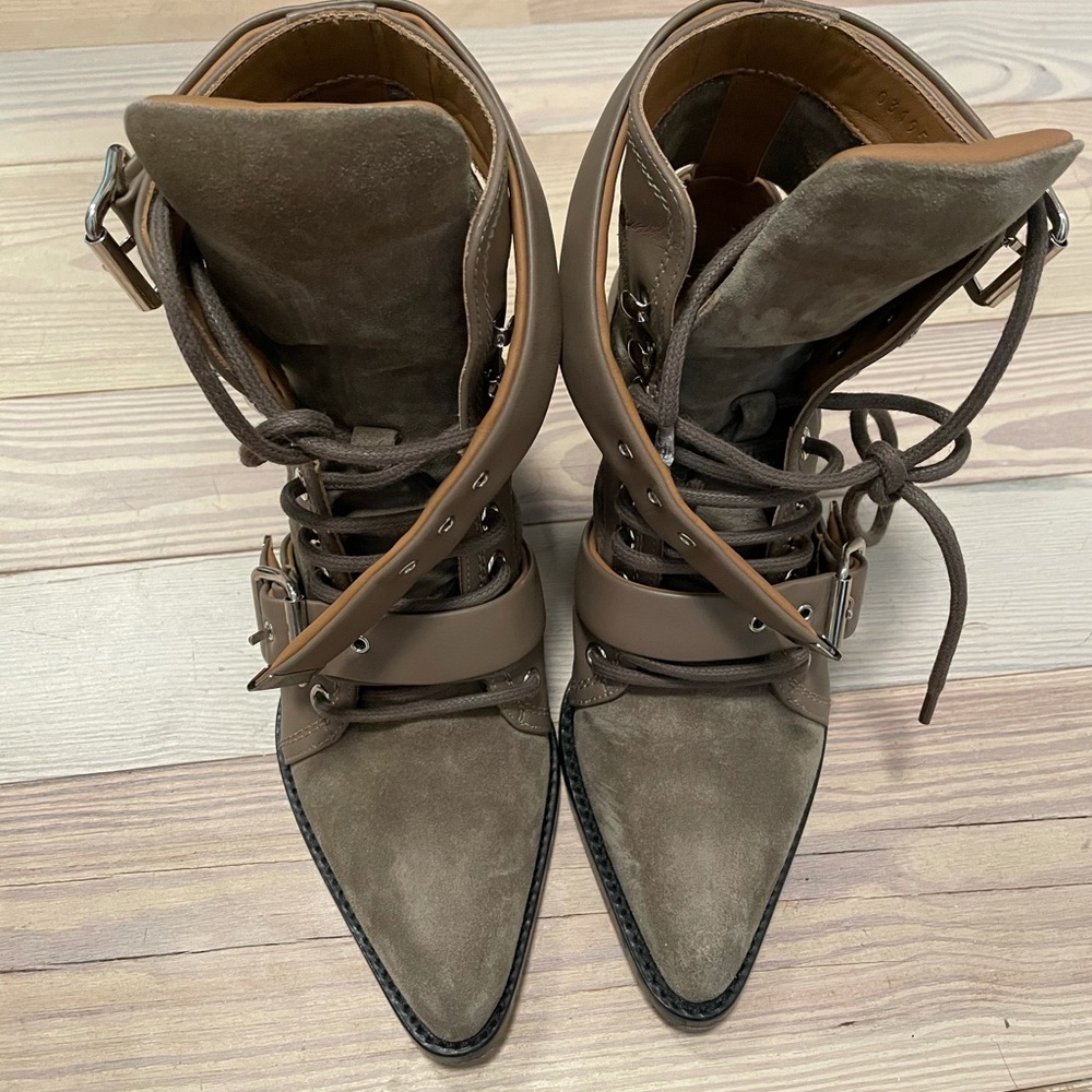 Chloe boots Rylee